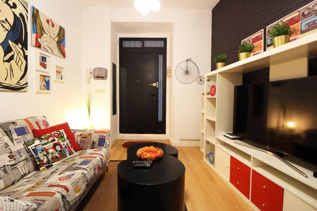 Centrico Apartamento Estilo Pop-Art By Batuecas Мадрид Экстерьер фото